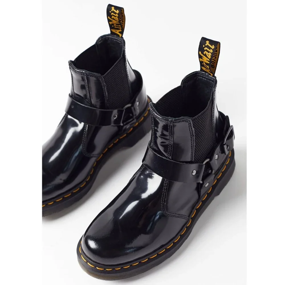 Dr. Martens Wincox Polished Smooth Leather Harness Buckle Black Chelsea Boots - Picture 8 of 16